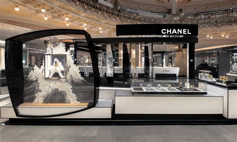 Boutique CHANEL Parfums et Beauté Passy